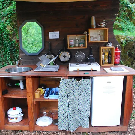 Luxury tent Tente Tipi Nature, Calme, Cascade Et Baignade A 10 Minutes A Pieds Saint-Laurent-le-Minier