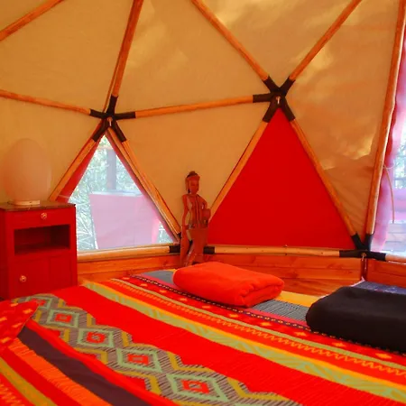 Luxury tent Tente Tipi Nature, Calme, Cascade Et Baignade A 10 Minutes A Pieds Saint-Laurent-le-Minier