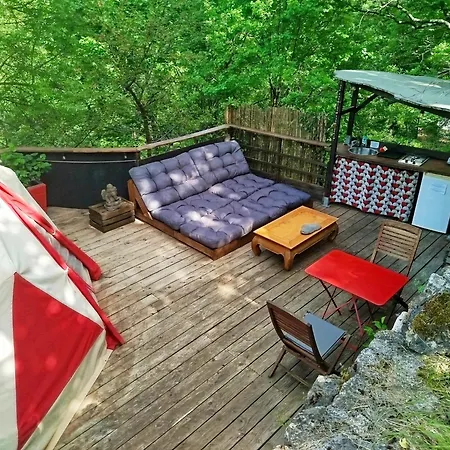 Luxuszelt Tente Tipi Nature, Calme, Cascade Et Baignade A 10 Minutes A Pieds Saint-Laurent-le-Minier