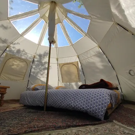 Tente Tipi Nature, Calme, Cascade Et Baignade A 10 Minutes A Pieds