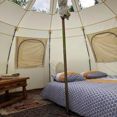 Tente Tipi Nature, Calme, Cascade Et Baignade A 10 Minutes A Pieds Luxuszelt *