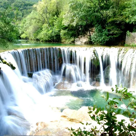 Tente Tipi Nature, Calme, Cascade Et Baignade A 10 Minutes A Pieds Campismo de Luxo Saint-Laurent-le-Minier