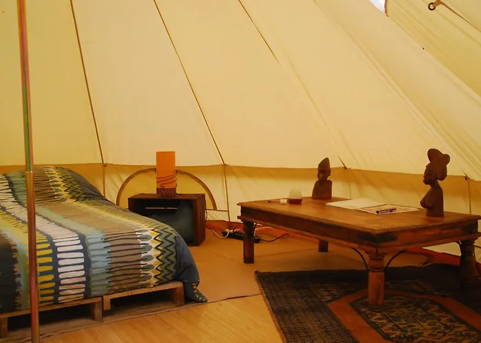 ラグジュアリーテント Tente Tipi Nature, Calme, Cascade Et Baignade A 10 Minutes A Pieds