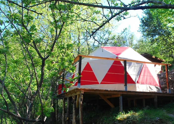 Tente Tipi Nature, Calme, Cascade Et Baignade A 10 Minutes A Pieds Saint-Laurent-le-Minier