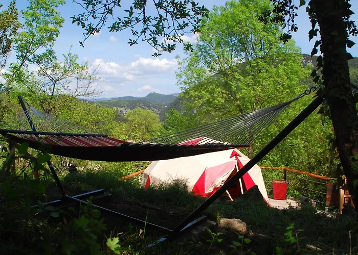 Tente Tipi Nature, Calme, Cascade Et Baignade A 10 Minutes A Pieds