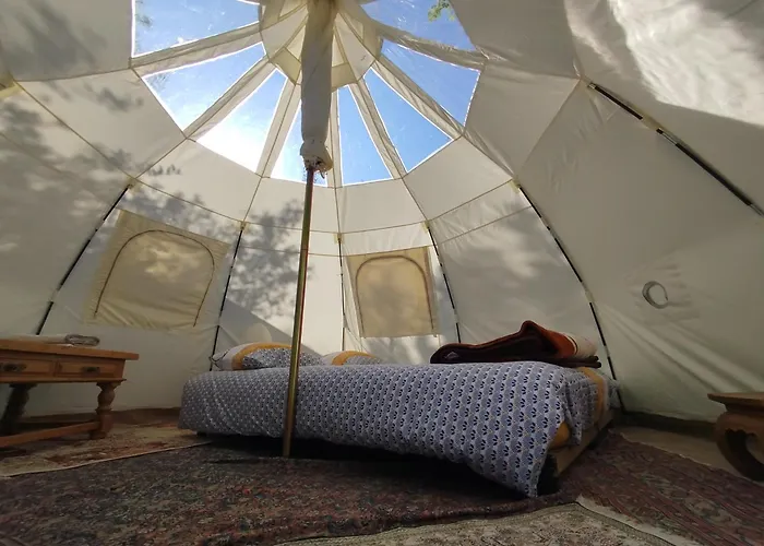 Tente Tipi Nature, Calme, Cascade Et Baignade A 10 Minutes A Pieds