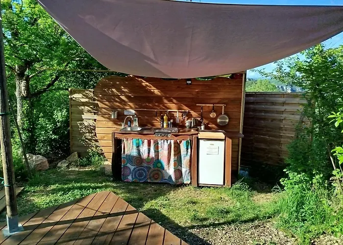 Tente Tipi Nature, Calme, Cascade Et Baignade A 10 Minutes A Pieds Οργανωμένο κάμπινγκ Saint-Laurent-le-Minier